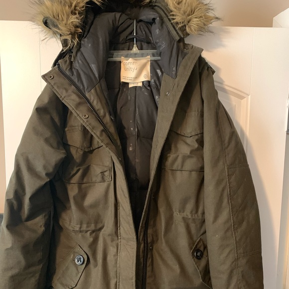 Medium Aritzia Community winter Jacket